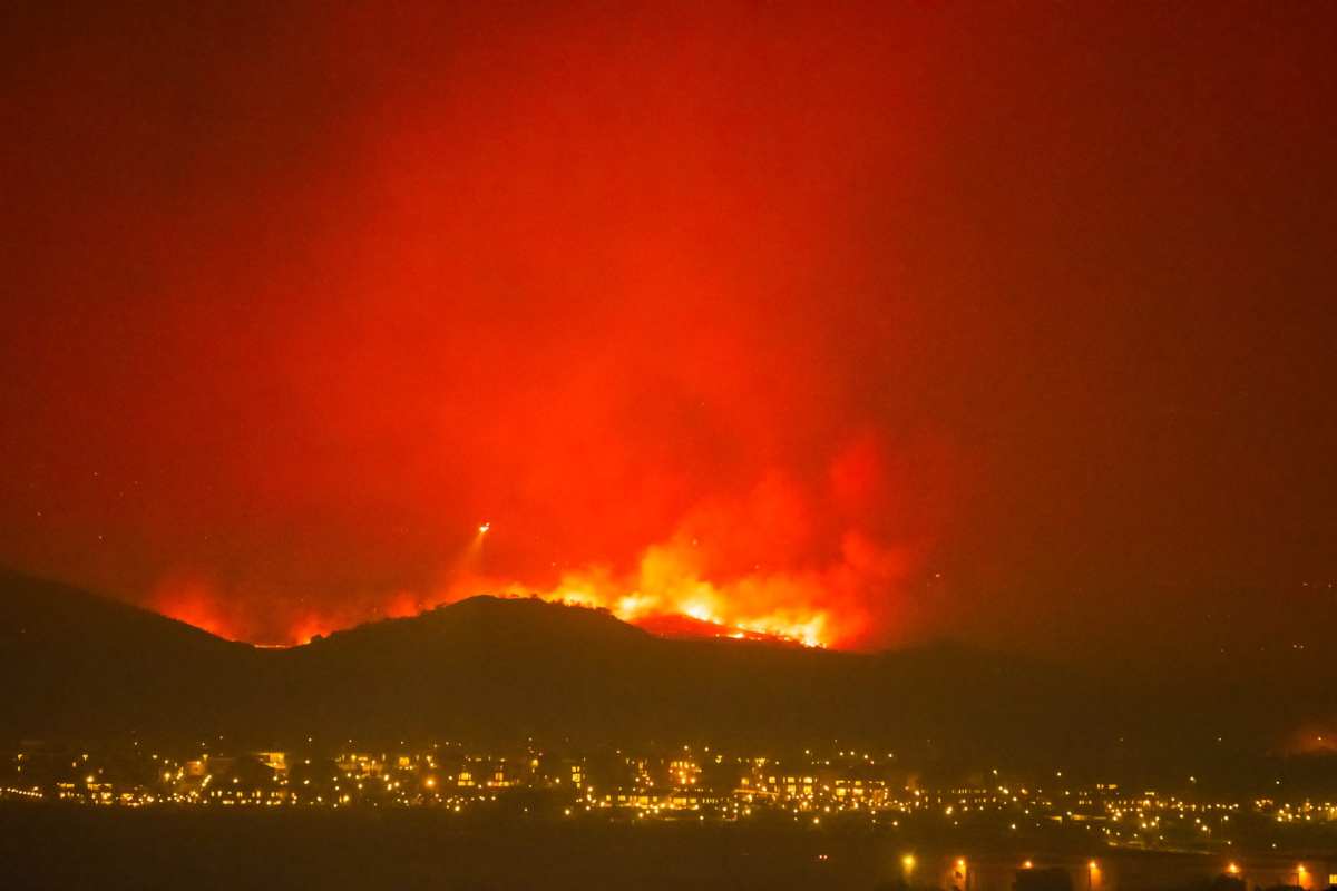 Grist wildfires flaming apocalyptic burned acres clayton